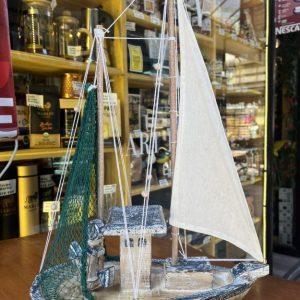 Velero Decorativo "Costa Rústica" | Madera con Red de Pesca (46 cm)
